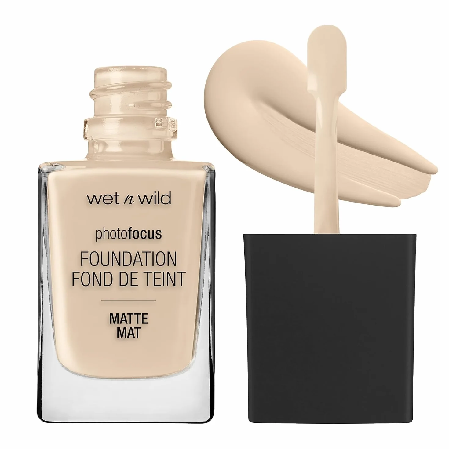 Wet n Wild Photo Focus Foundation Matte, Podkład w Płynie o Wysokim Kryciu Zapewniający Świetliste i Matowe Wykończenie, Budowanie Krycia od Średniego do Pełnego, Odcień Soft Ivory
