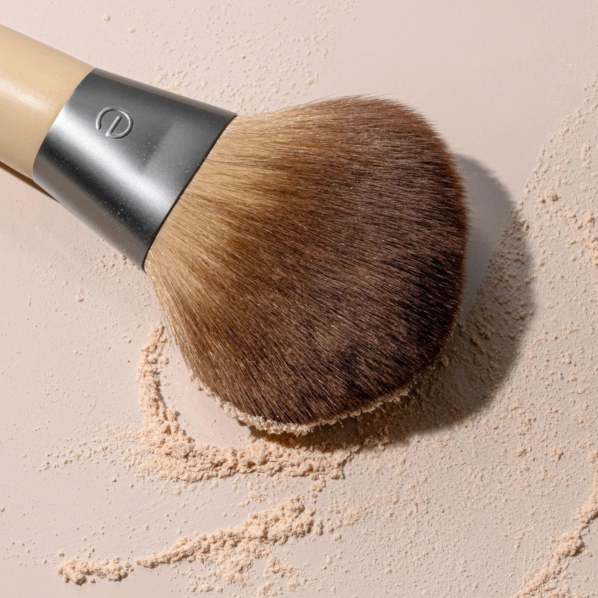 EcoTools Pędzel do makijażu Blurring w proszku, 1 sztuka