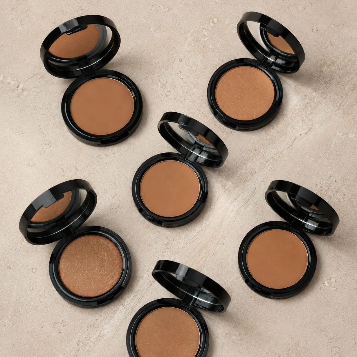 Sandstone Scandinavia Infinite Summer Bronzer | Luksusowy bronzer do twarzy o intensywnym kolorze, zapewniający naturalny letni blask | Odpowiedni dla alergików | Puder brązujący bez alergenów
